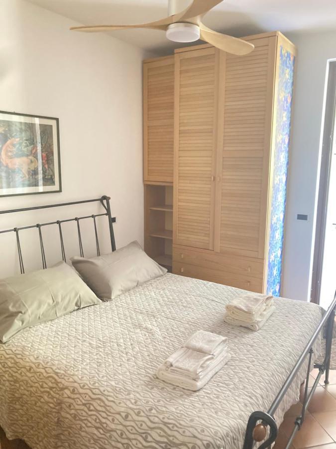 Garda Sunshine Apartment ตอสโกลาโน มาแดร์โน ภายนอก รูปภาพ